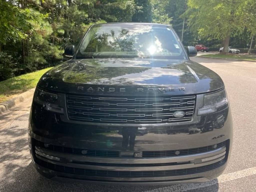 Used 2025 Land Rover Range Rover SE SUV