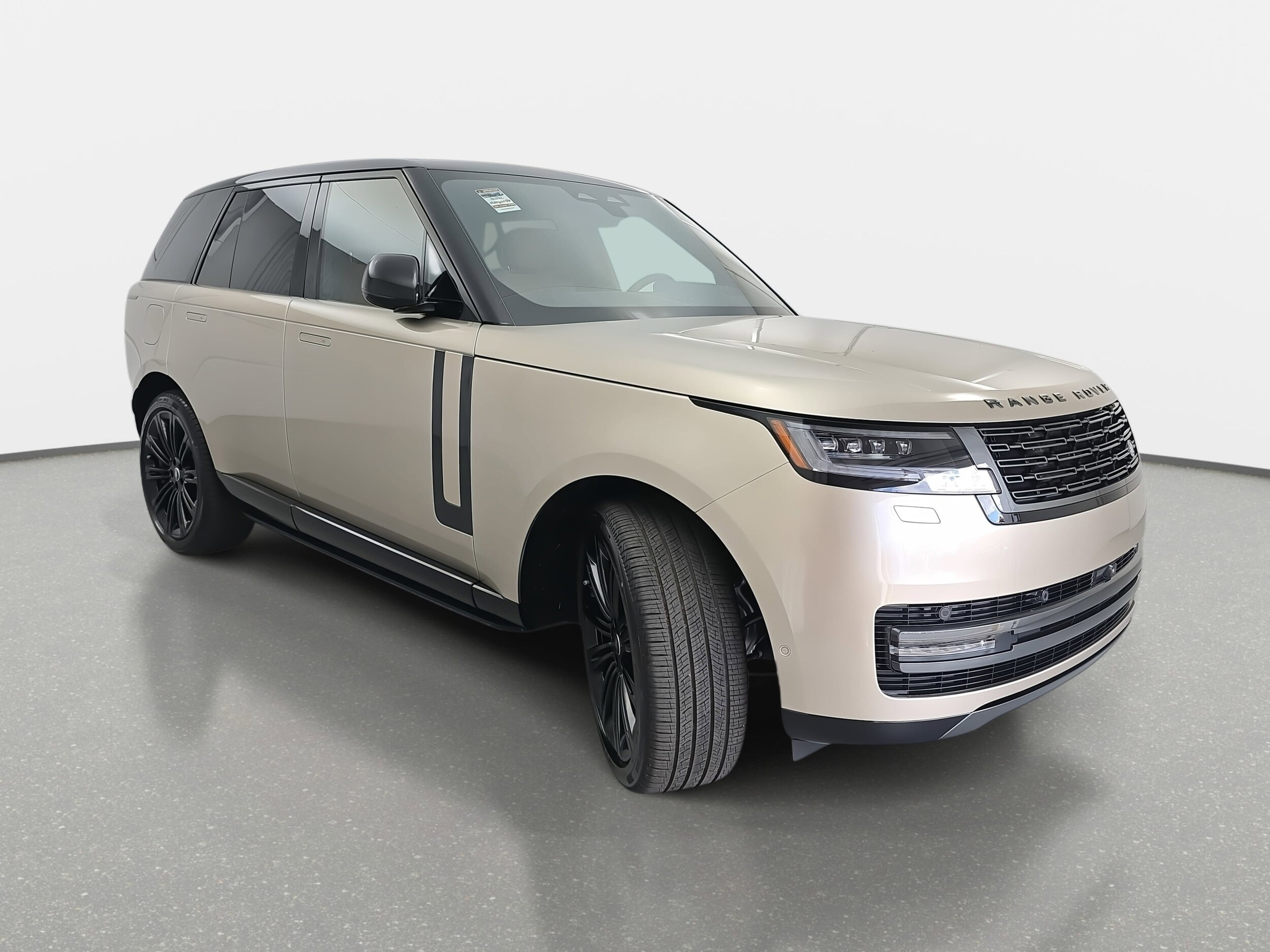 2025 Land Rover Range Rover SE photo 3