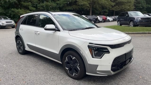 Used 2023 Kia Niro Wave with VIN KNDCT3L16P5043491 for sale in Cary, NC