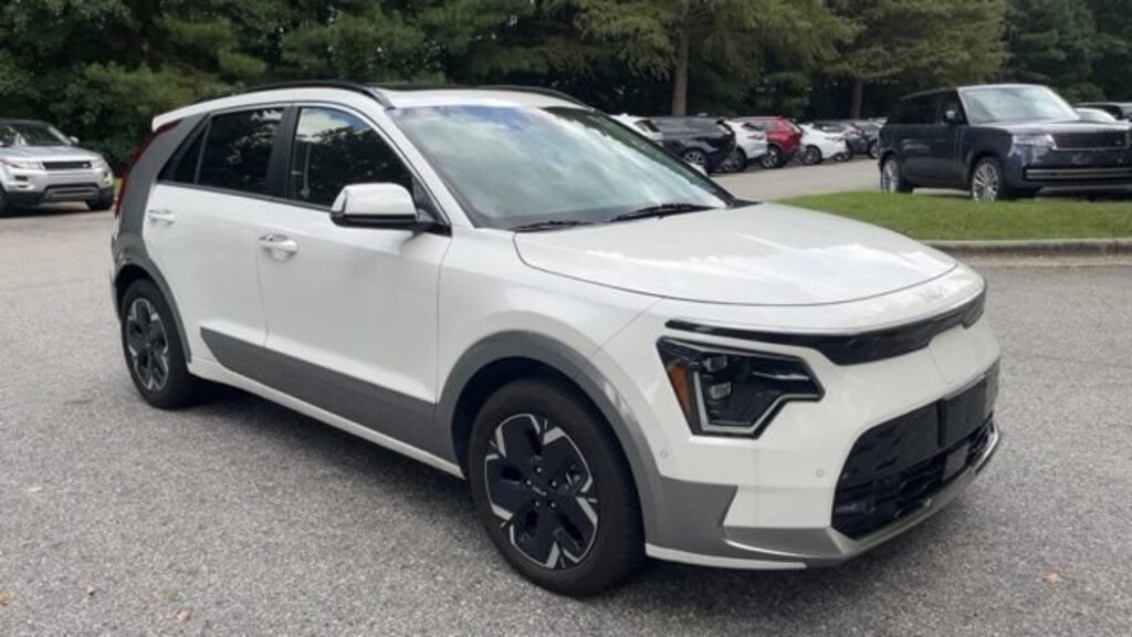 Used 2023 Kia Niro EV Wave SUV
