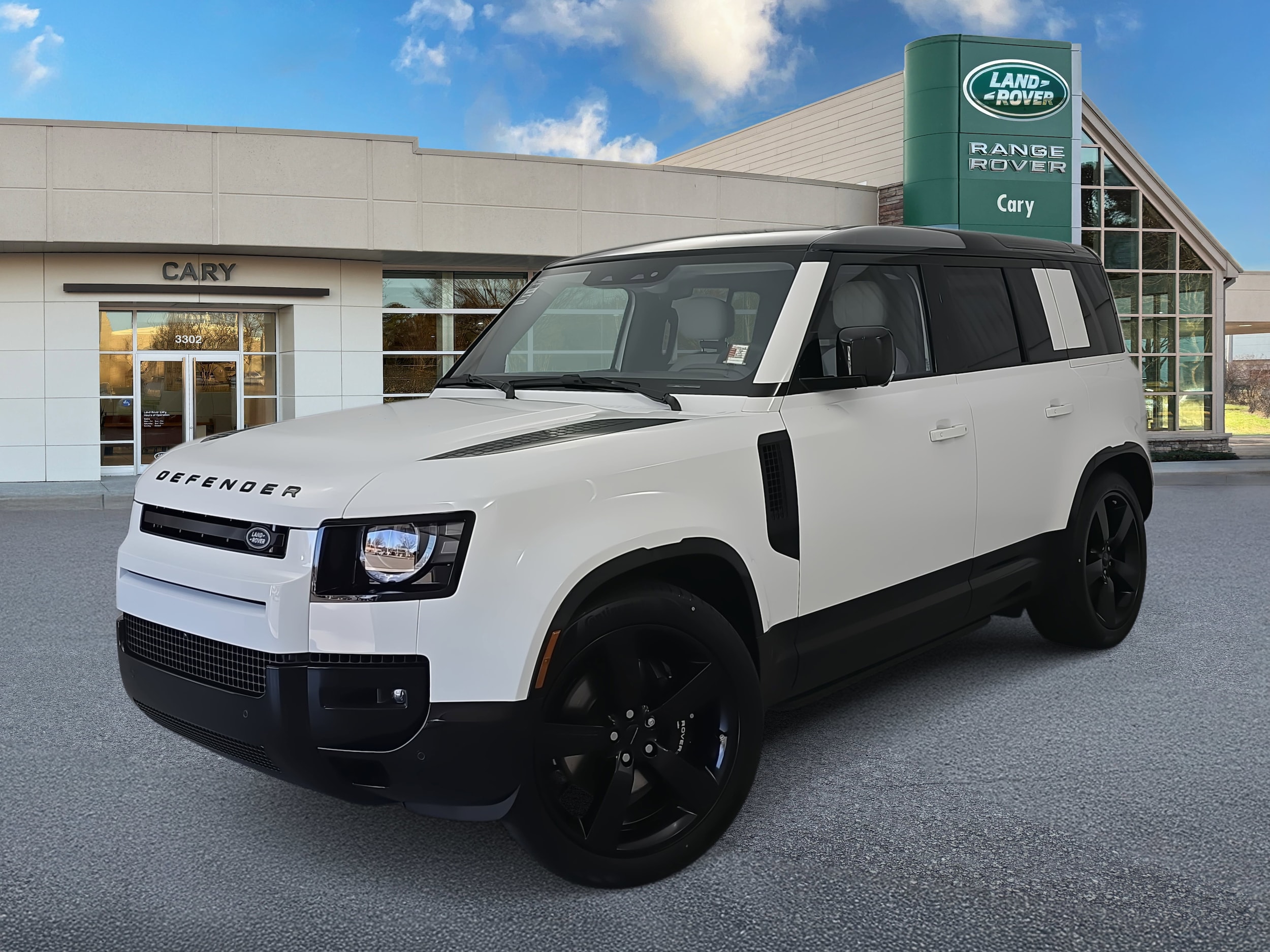 2026 Land Rover Defender V8's photo