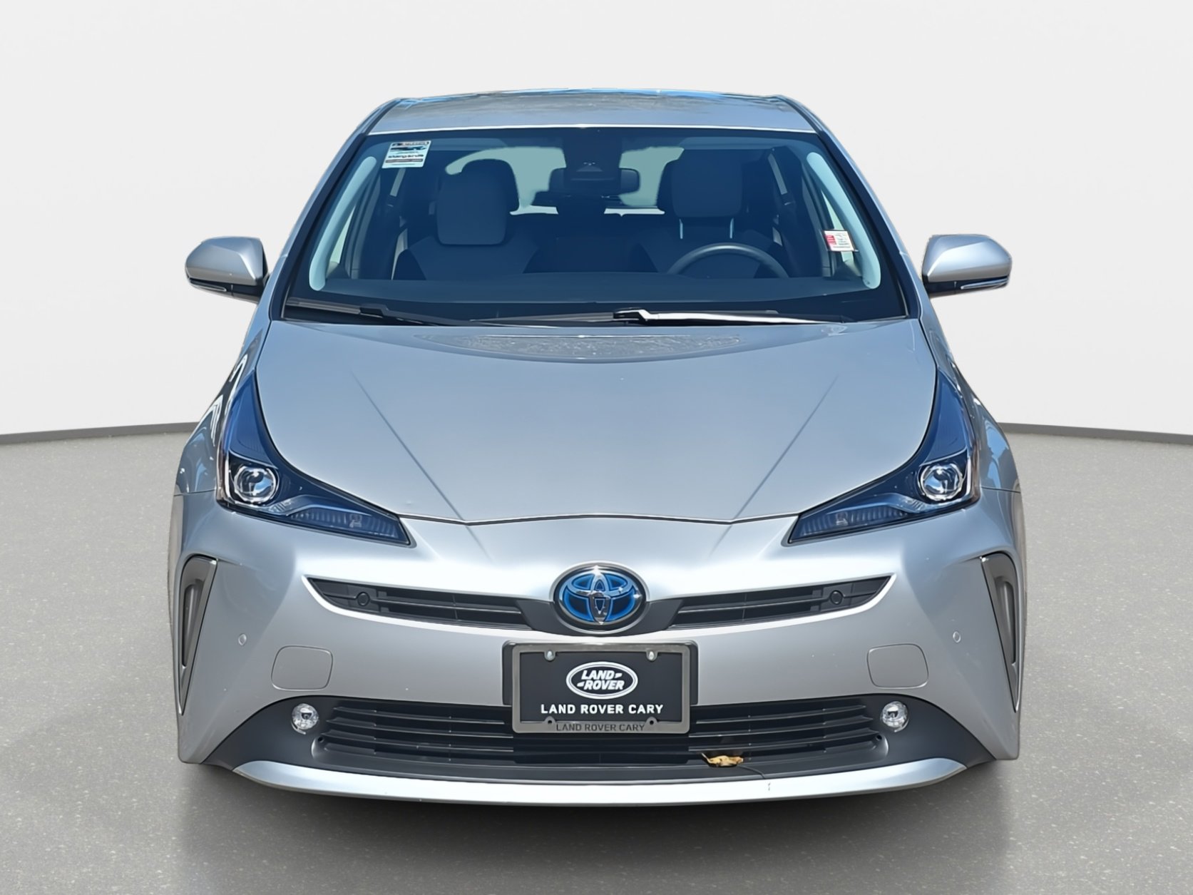2019 Toyota Prius LE photo 2