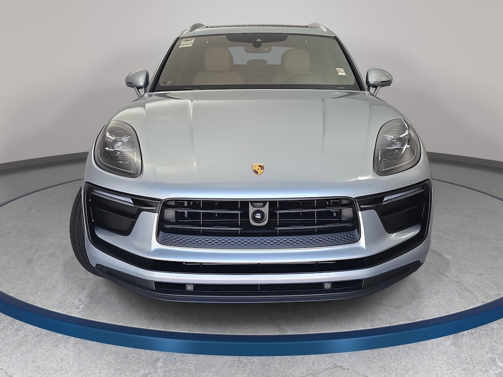 Used 2025 Porsche Macan SUV