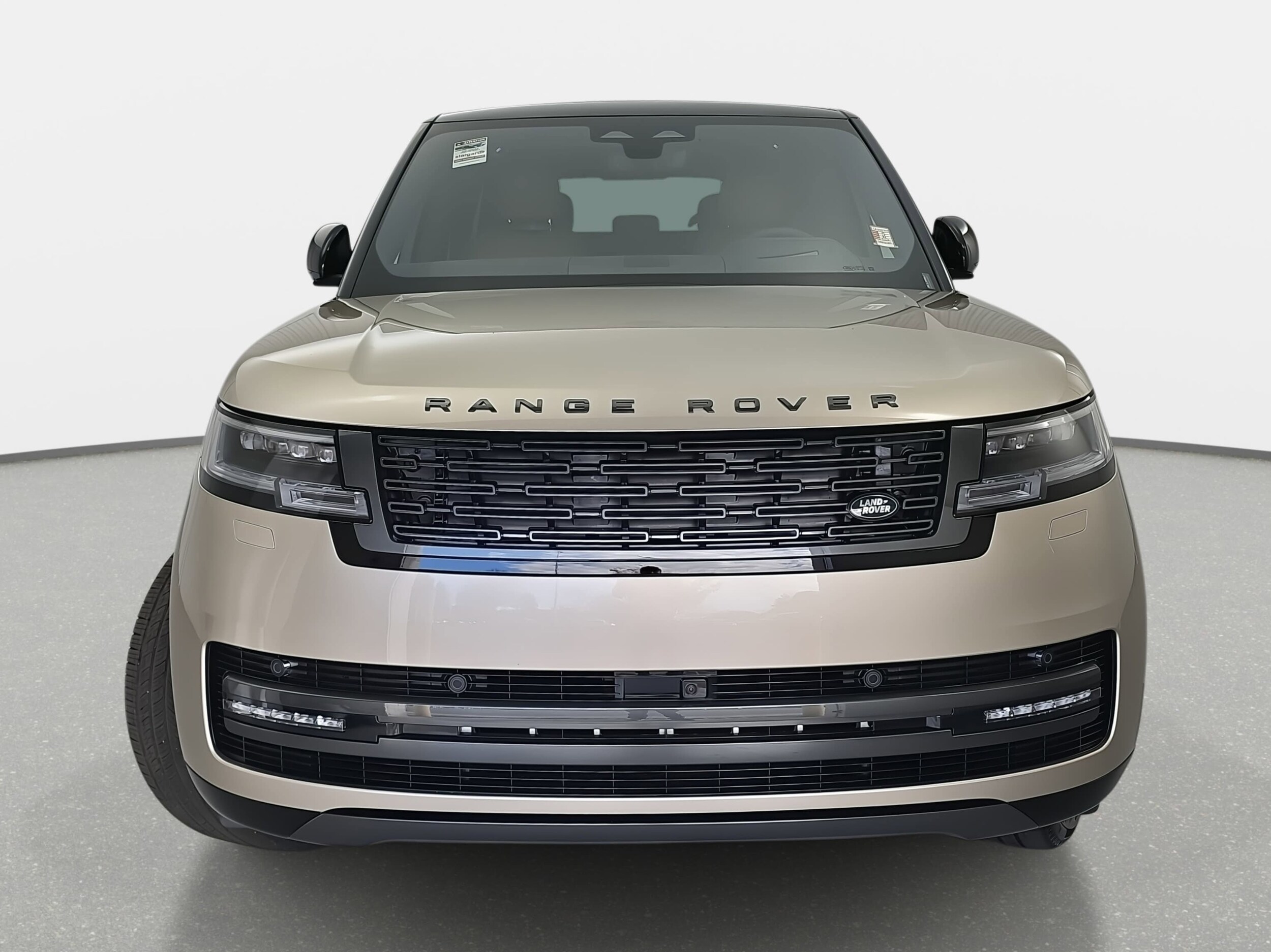 2025 Land Rover Range Rover SE photo 2