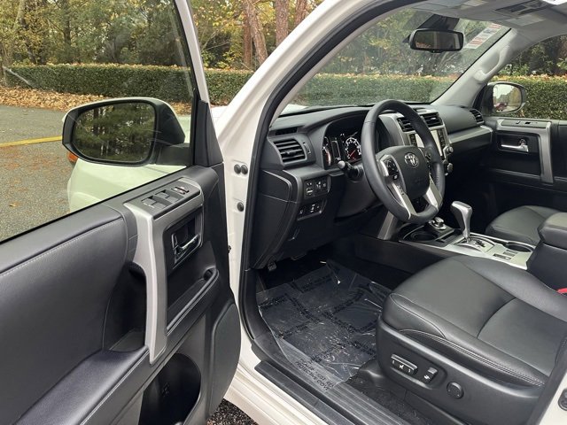 2022 Toyota 4Runner TRD Sport photo 3