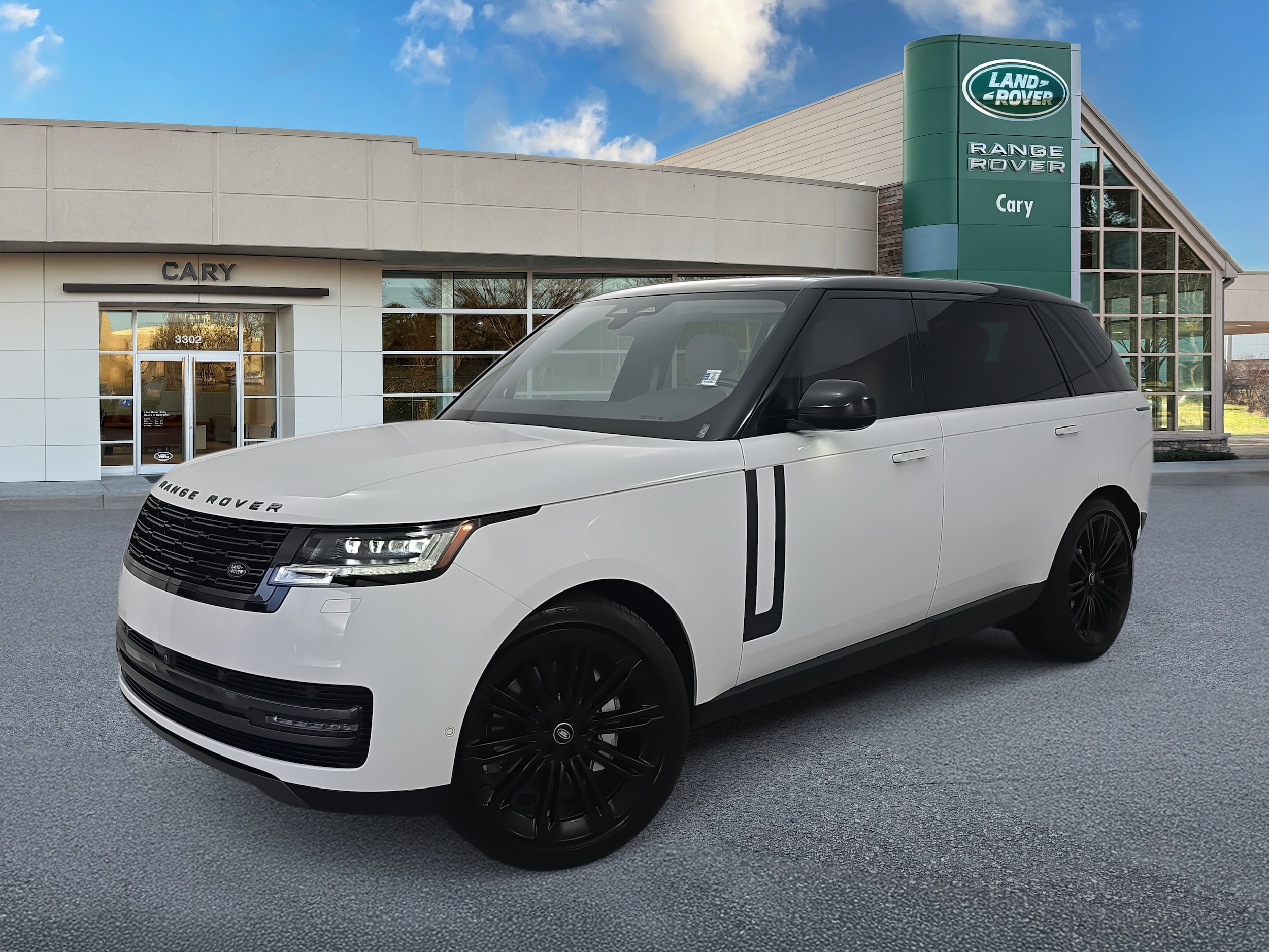 2025 Land Rover Range Rover SE's photo