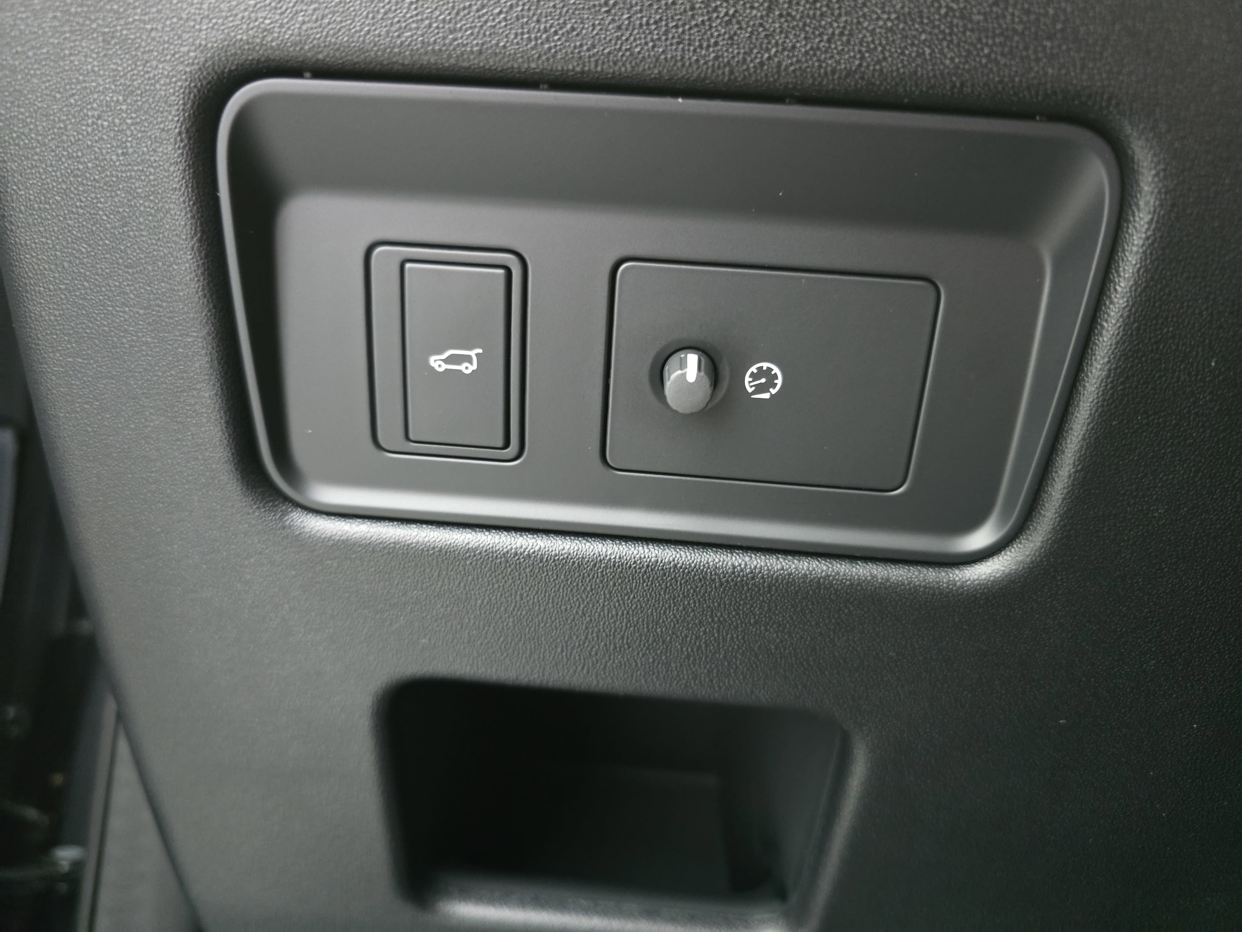 2025 Land Rover Discovery Dynamic SE - Photo 27