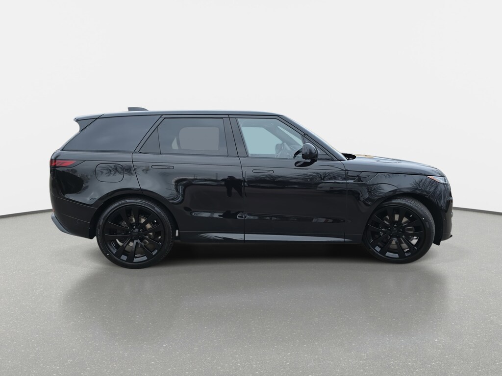 New 2026 Land Rover Range Rover Sport Dynamic SE SUV