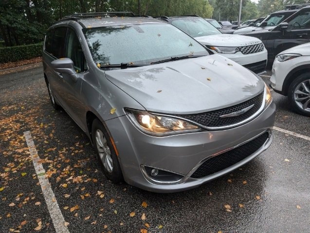 Used 2017 Chrysler Pacifica Touring-L with VIN 2C4RC1BG4HR544050 for sale in Cary, NC