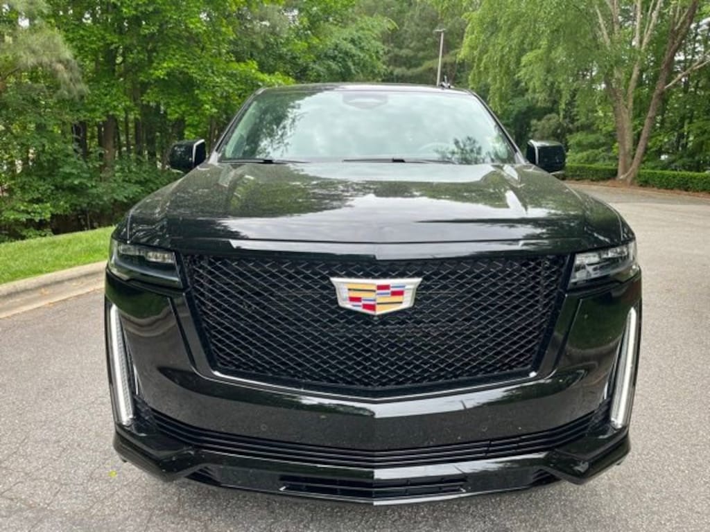 Used 2024 Cadillac Escalade 4WD Sport Platinum SUV