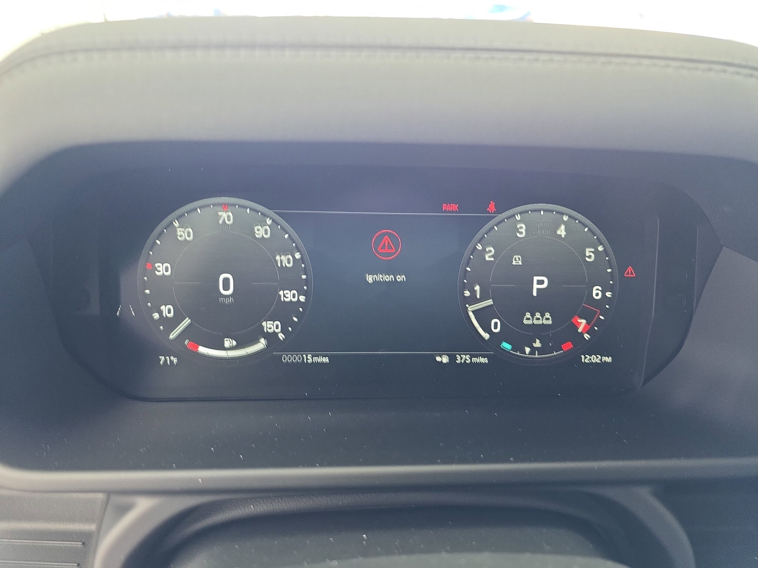 2026 Land Rover Defender V8 - Photo 18