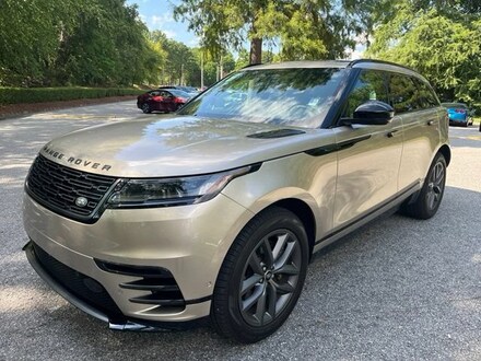 2026 Land Rover Range Rover Velar Dynamic SE SUV