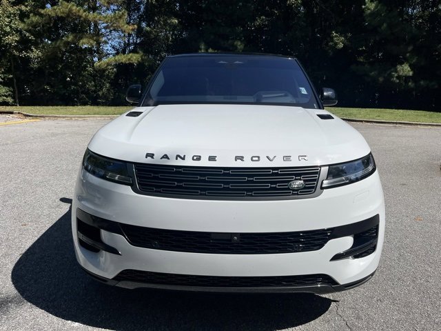 2023 Land Rover Range Rover Sport SE photo 3