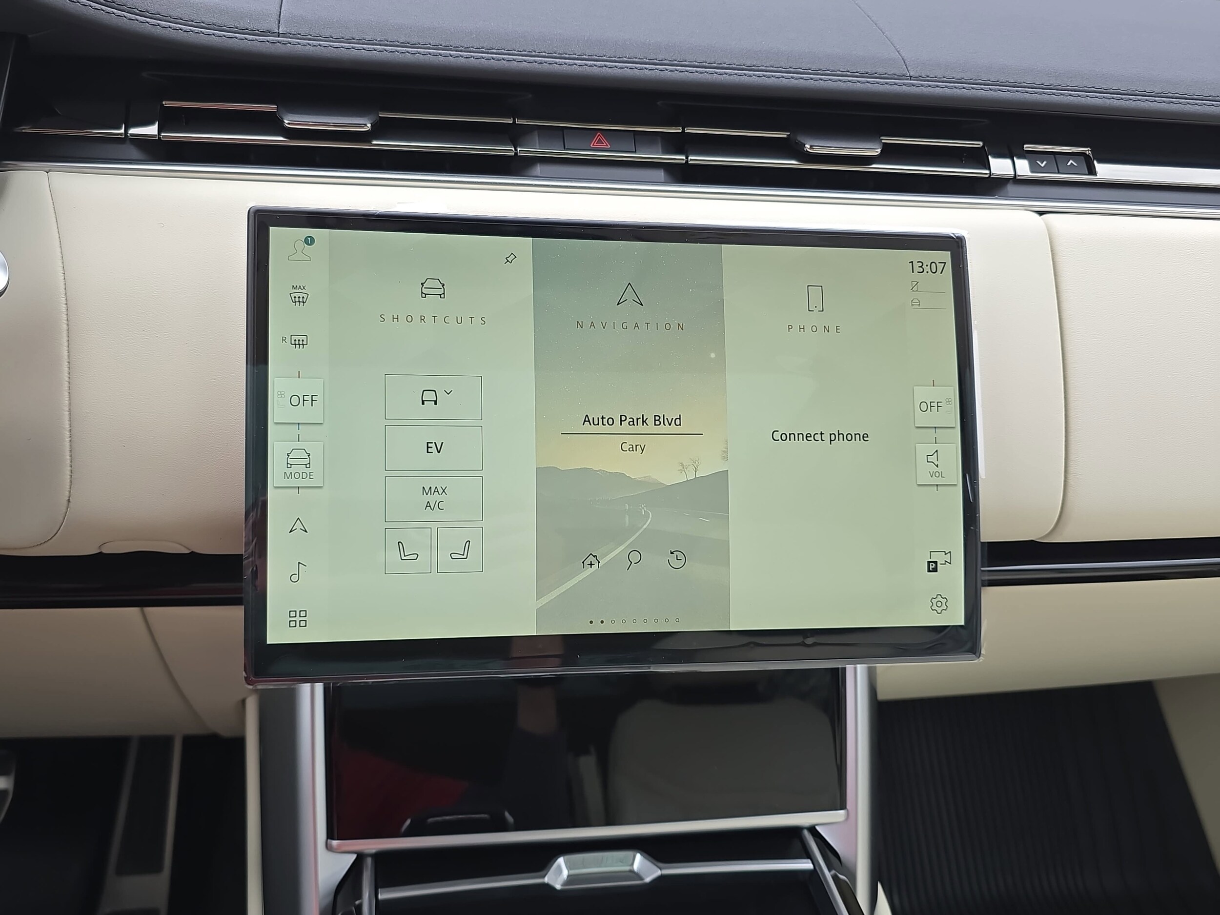 2026 Land Rover Range Rover SE - Photo 20