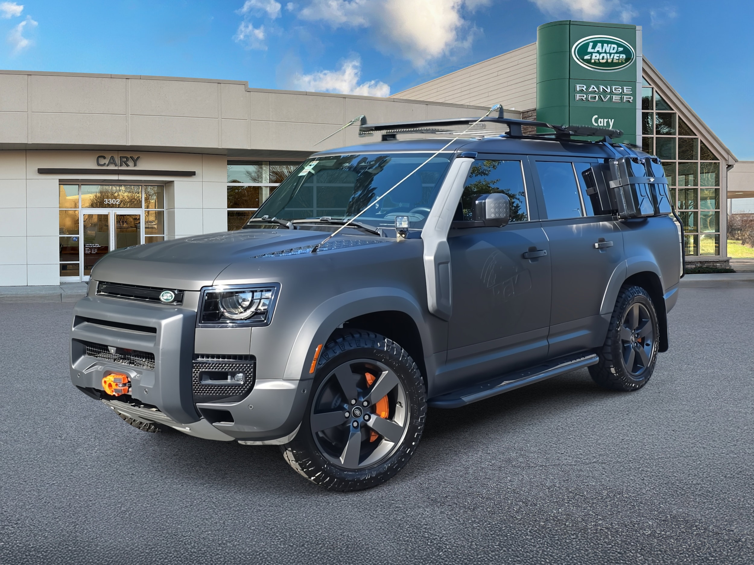 2023 Land Rover Defender SE