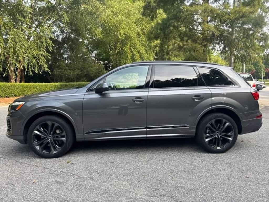 Used 2025 Audi Q7 Premium Plus SUV
