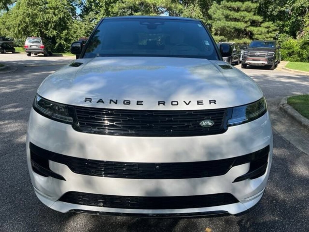 Used 2024 Land Rover Range Rover Sport Dynamic SE SUV