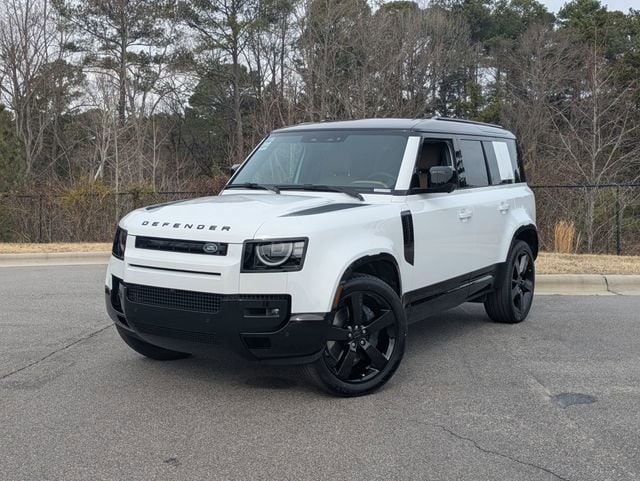 2026 Land Rover Defender 110 X-Dynamic SE P400's photo