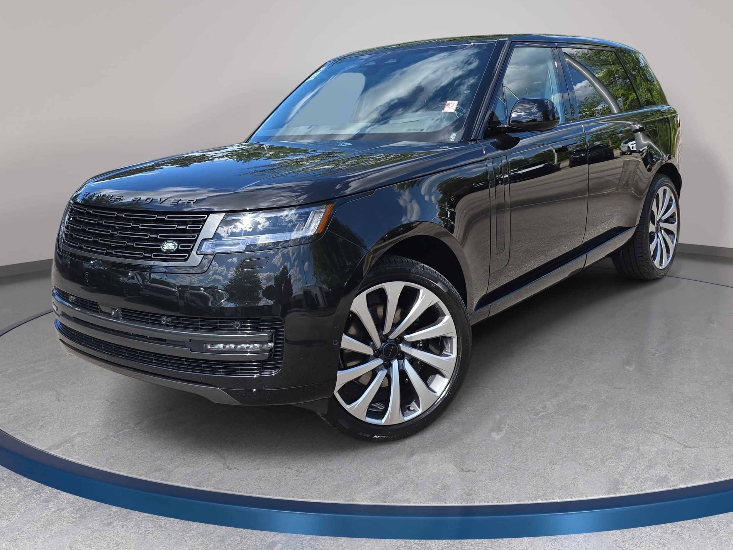 2026 Land Rover Range Rover 3.0 SE LWB 7's photo