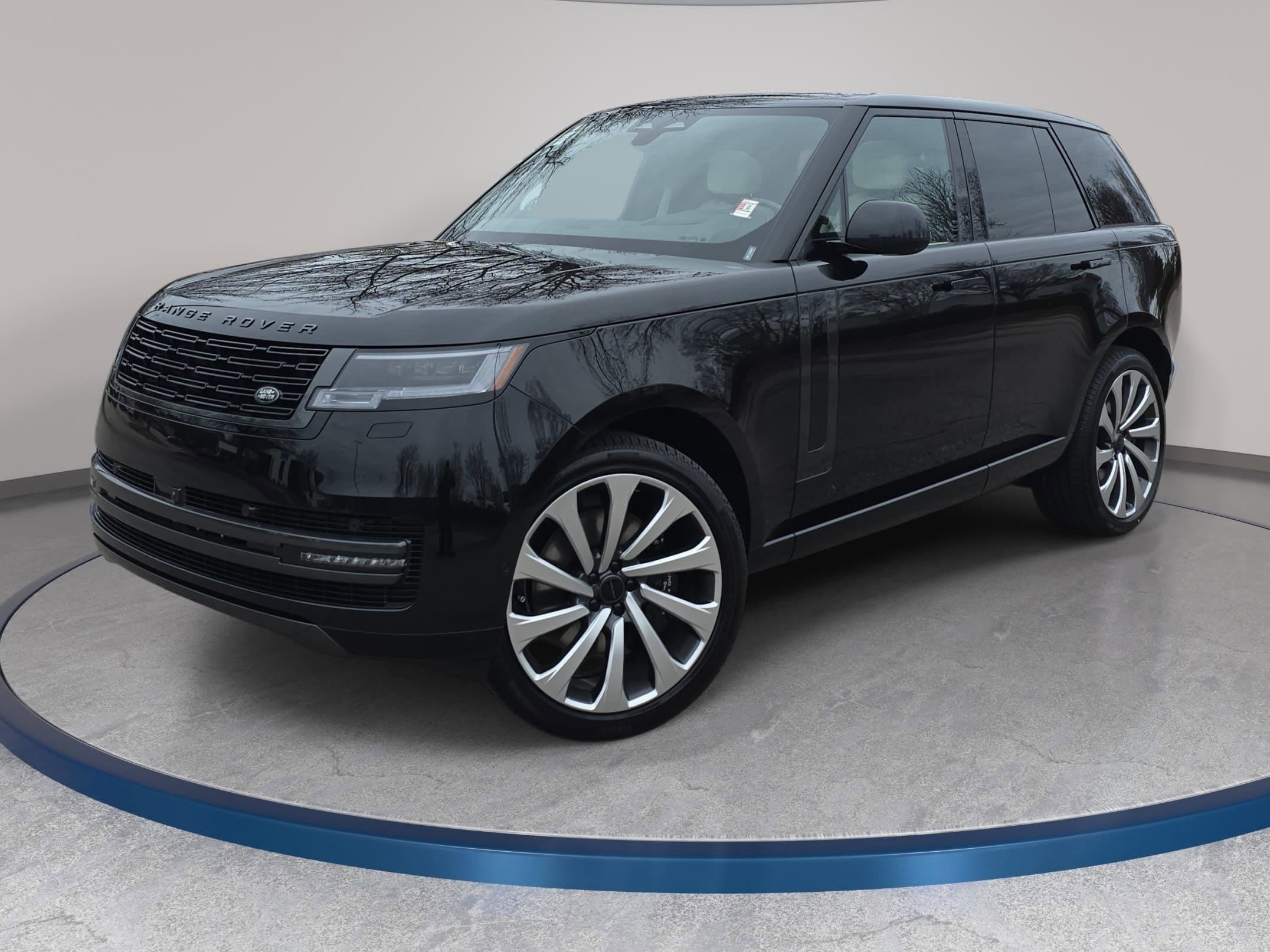 2026 Land Rover Range Rover 4.4 SE SWB's photo