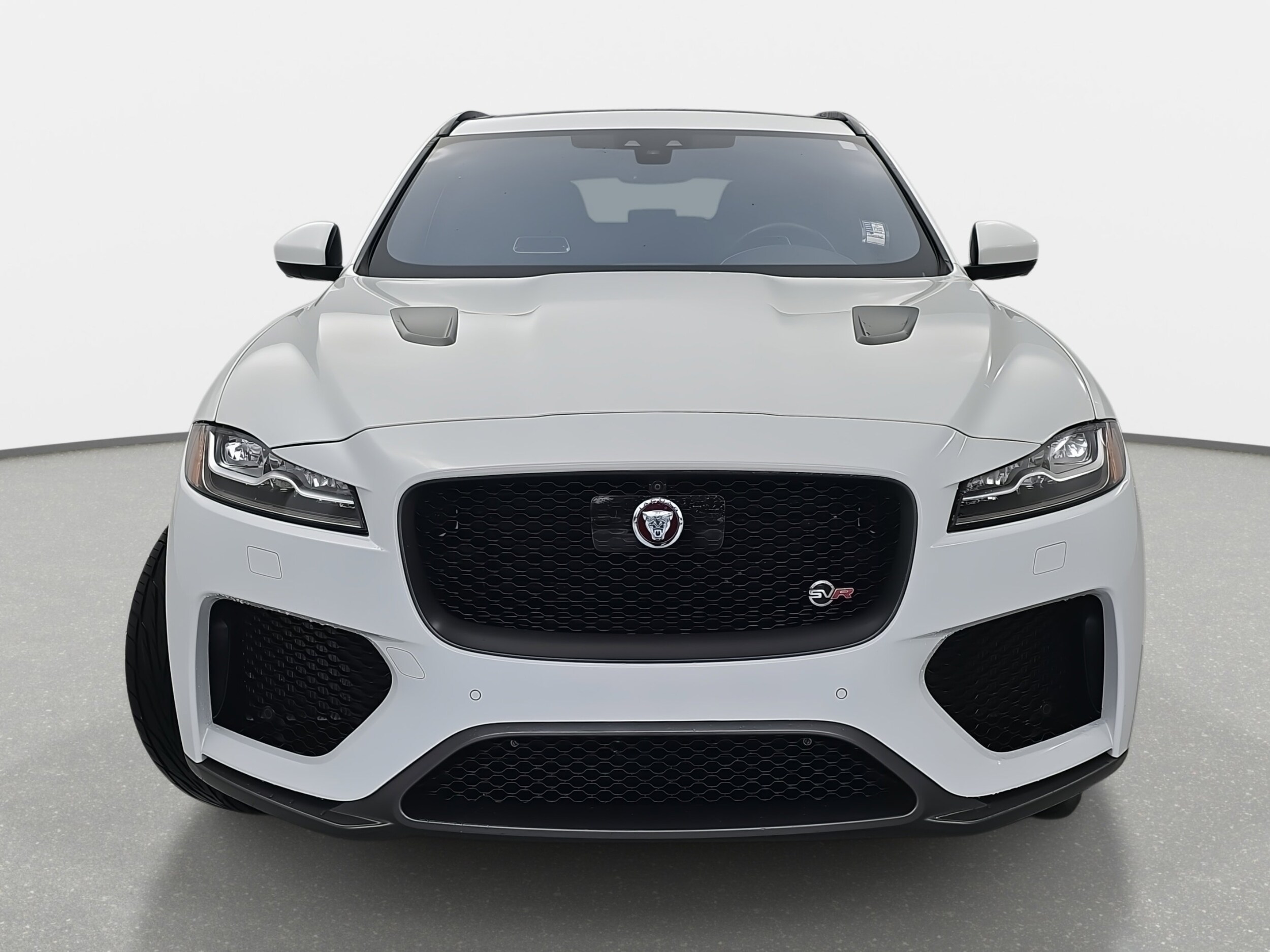2020 Jaguar F-PACE SVR photo 2