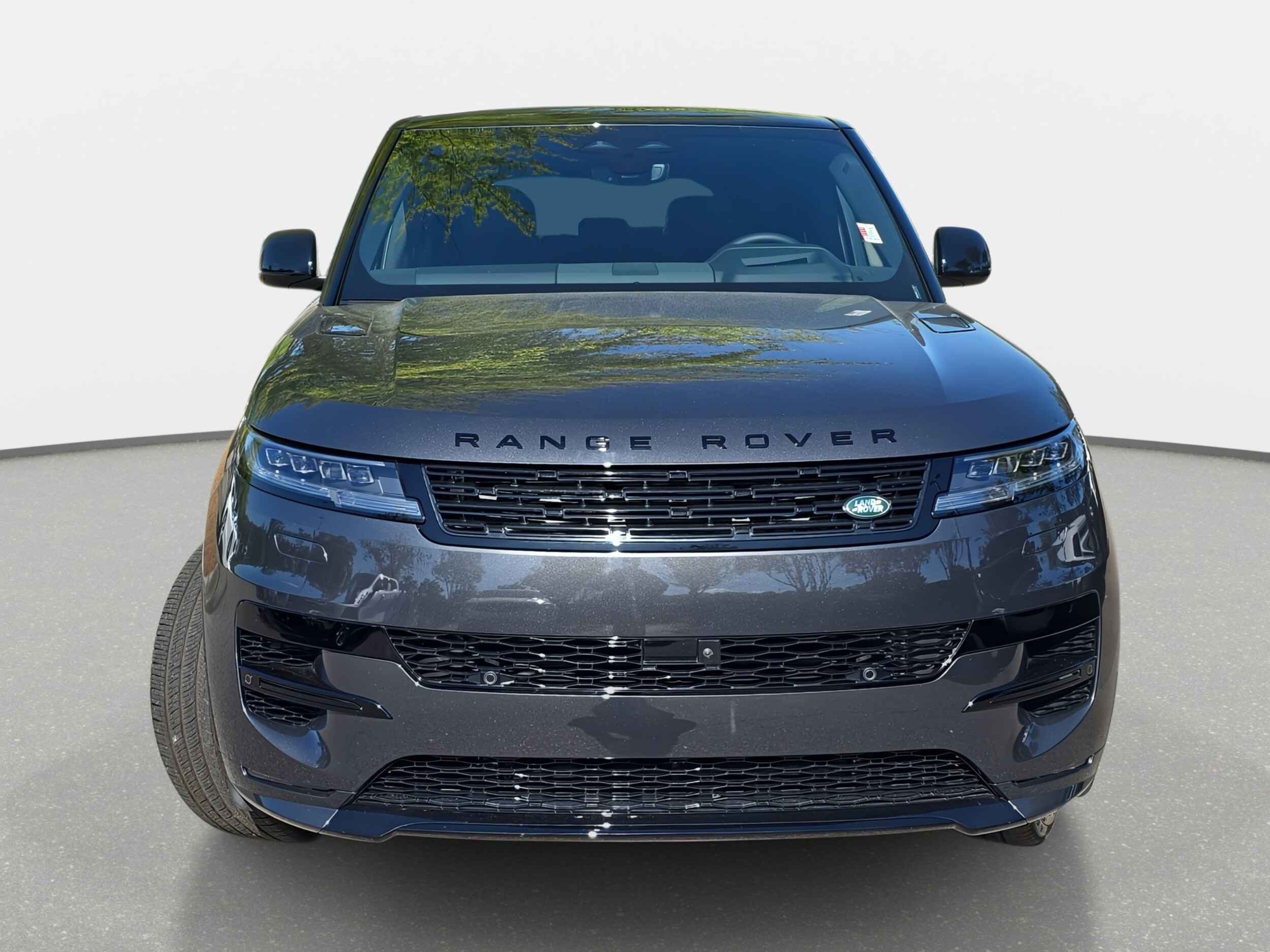2025 Land Rover Range Rover Sport SE photo 2