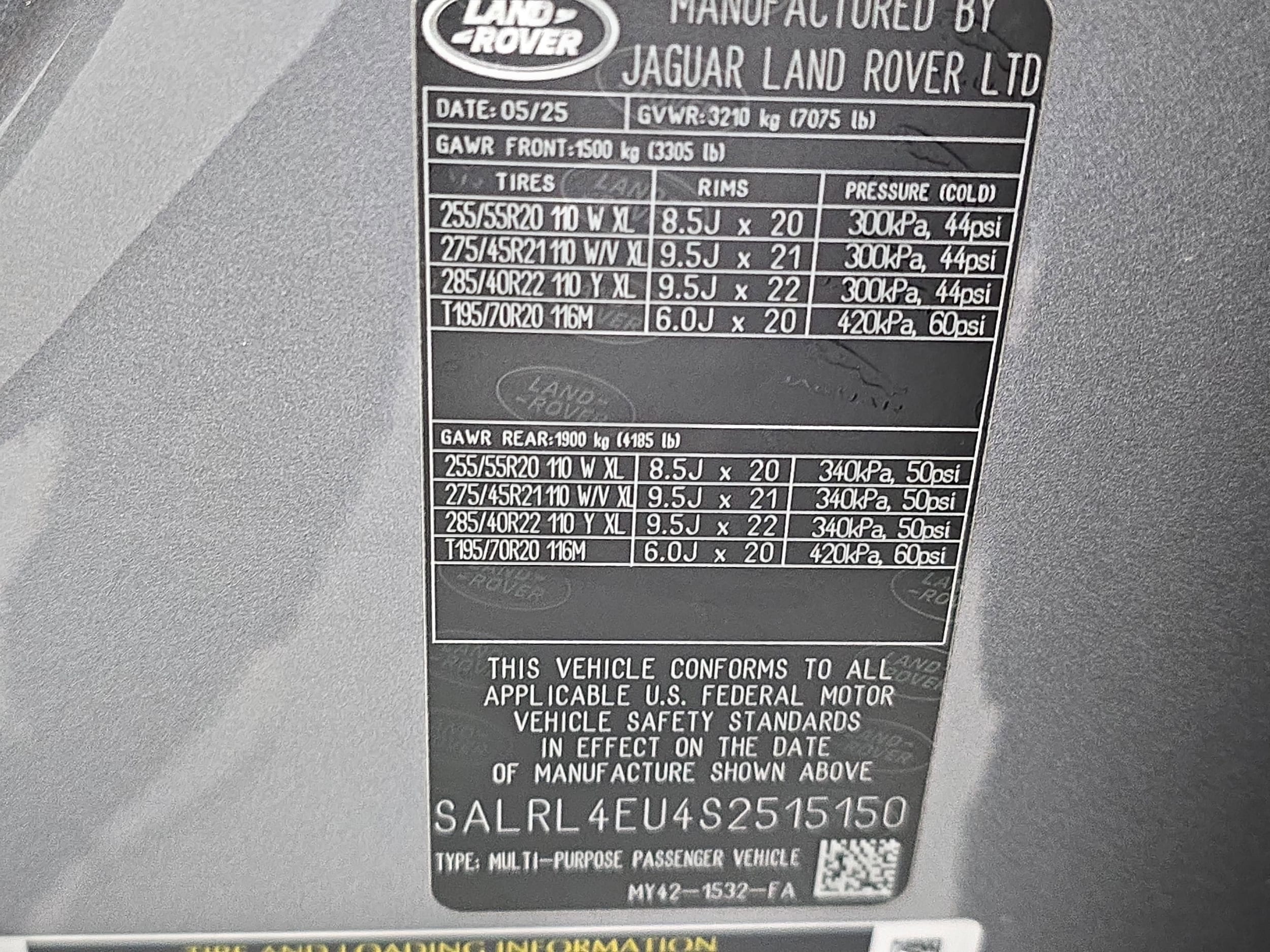 2025 Land Rover Discovery Dynamic SE - Photo 37