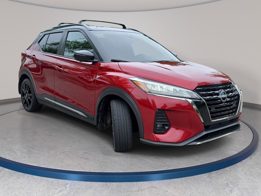 Used 2023 Nissan Kicks SR SUV