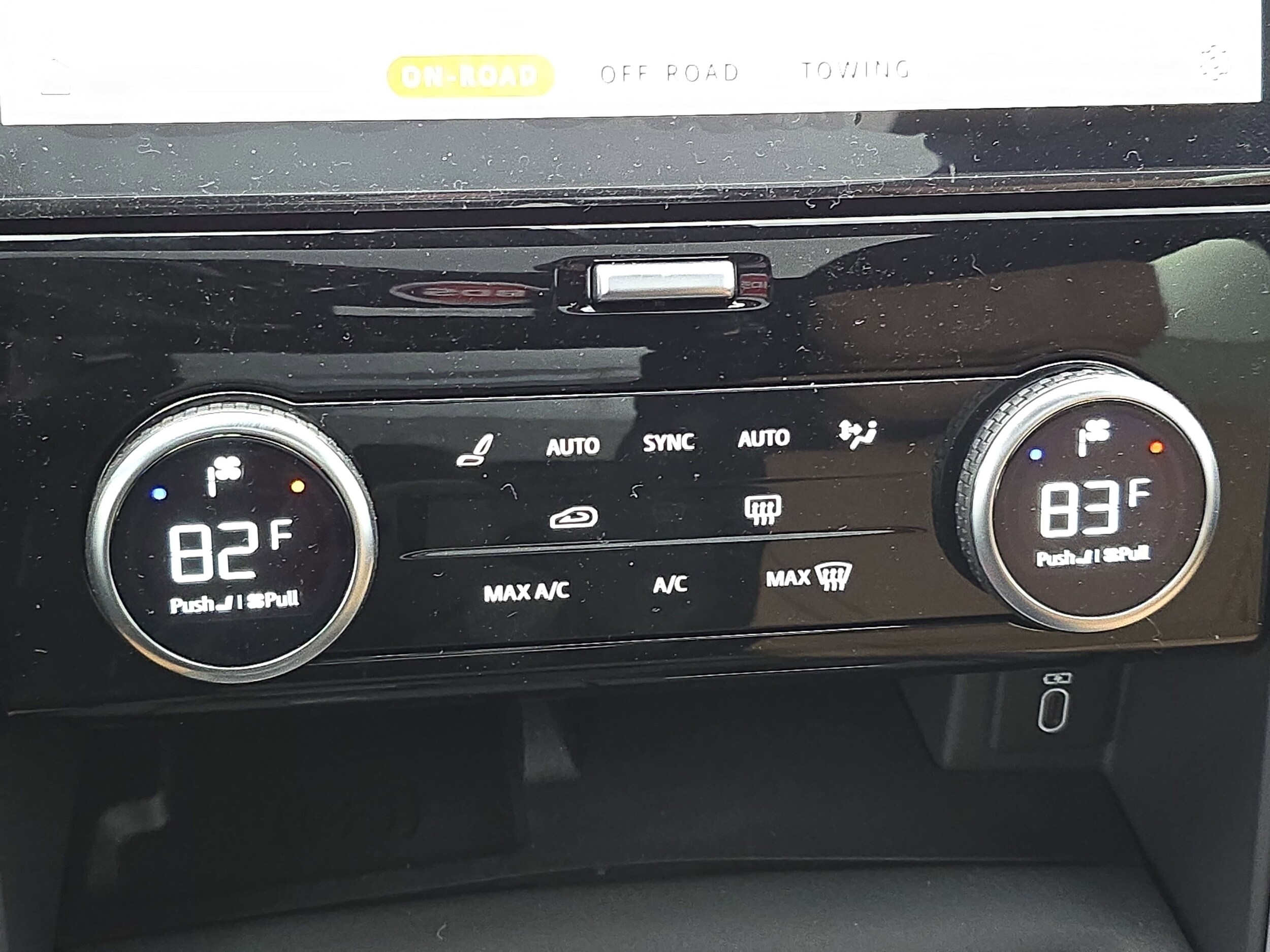 2026 Land Rover Discovery Dynamic SE - Photo 24