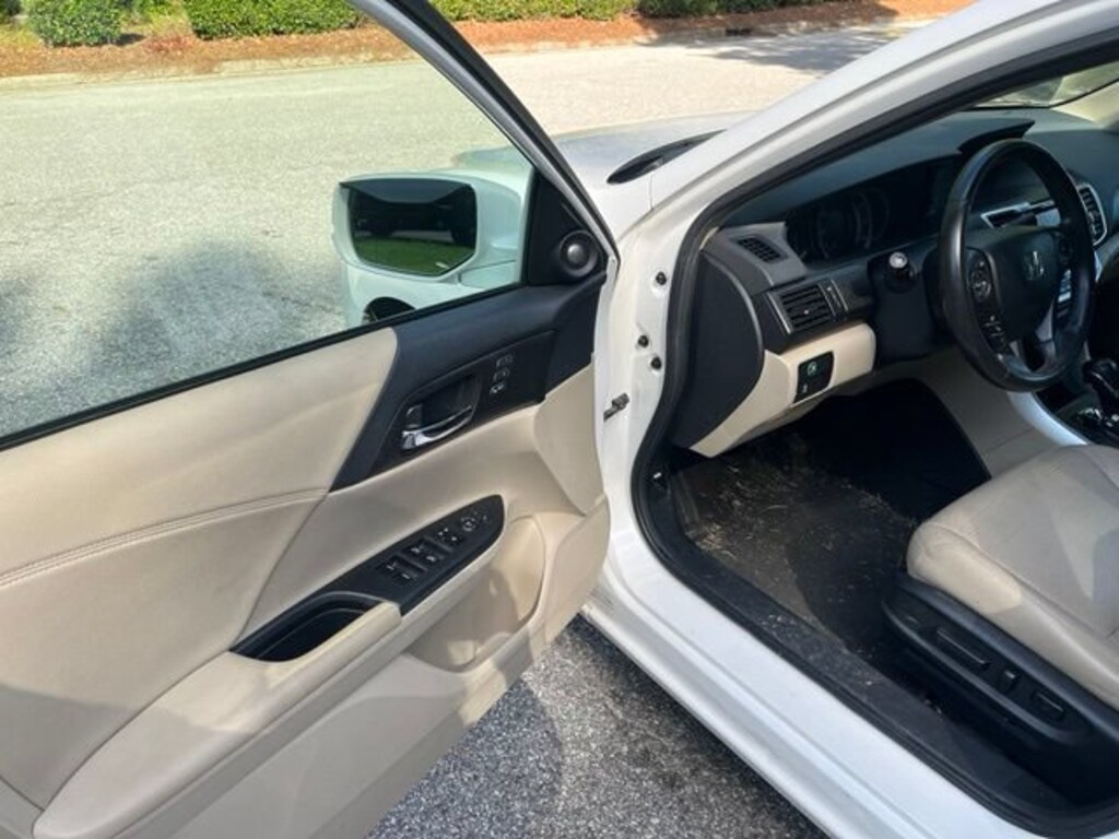 Used 2013 Honda Accord Sdn EX-L Sedan