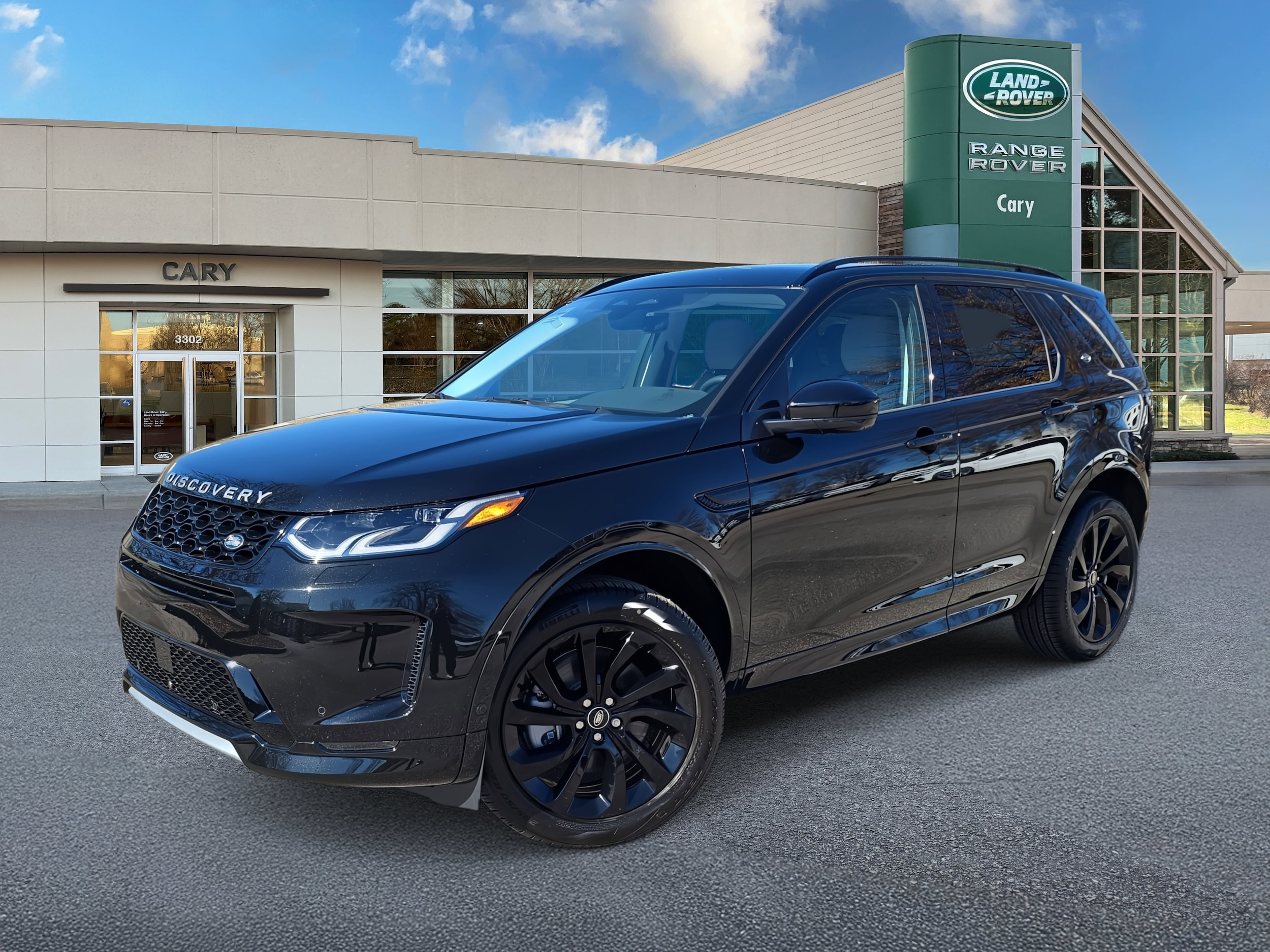 2025 Land Rover Discovery Sport S's photo