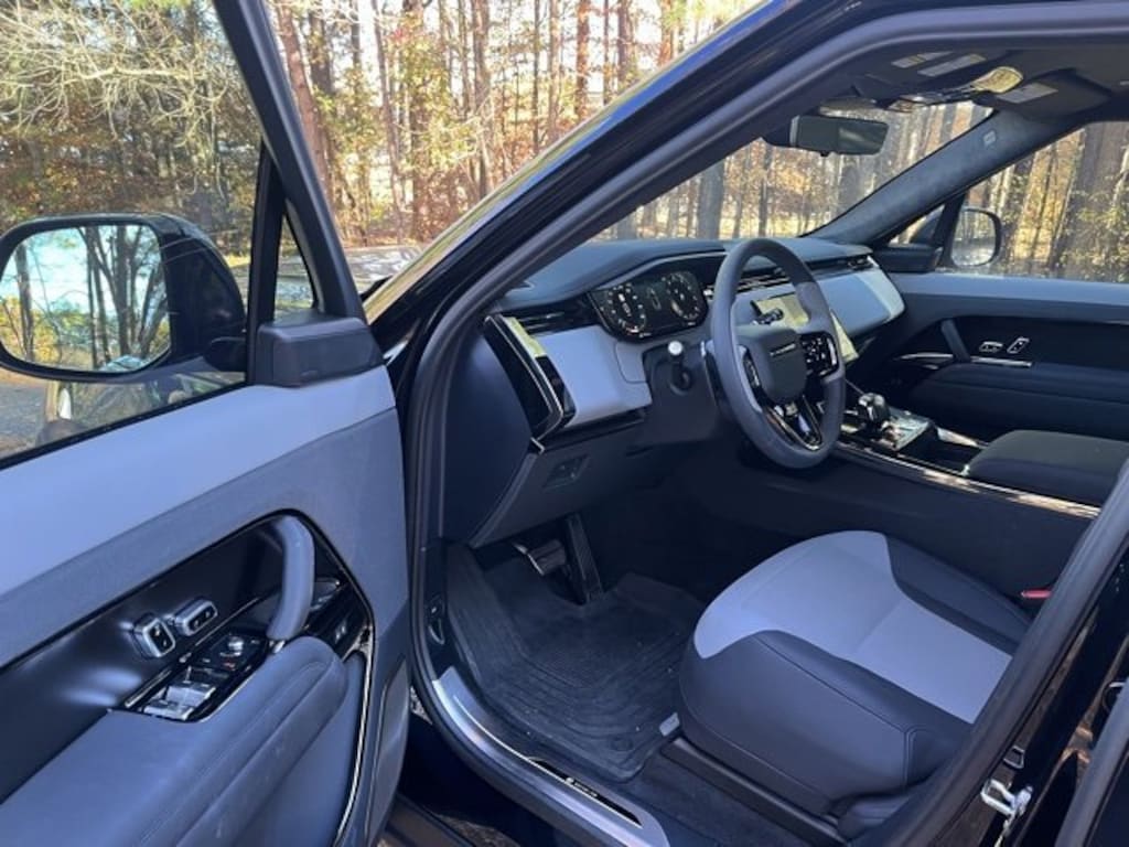 Used 2025 Land Rover Range Rover Sport SV Edition Two SUV