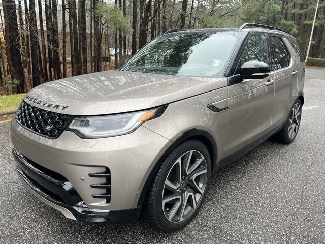 2025 Land Rover Discovery Dynamic SE