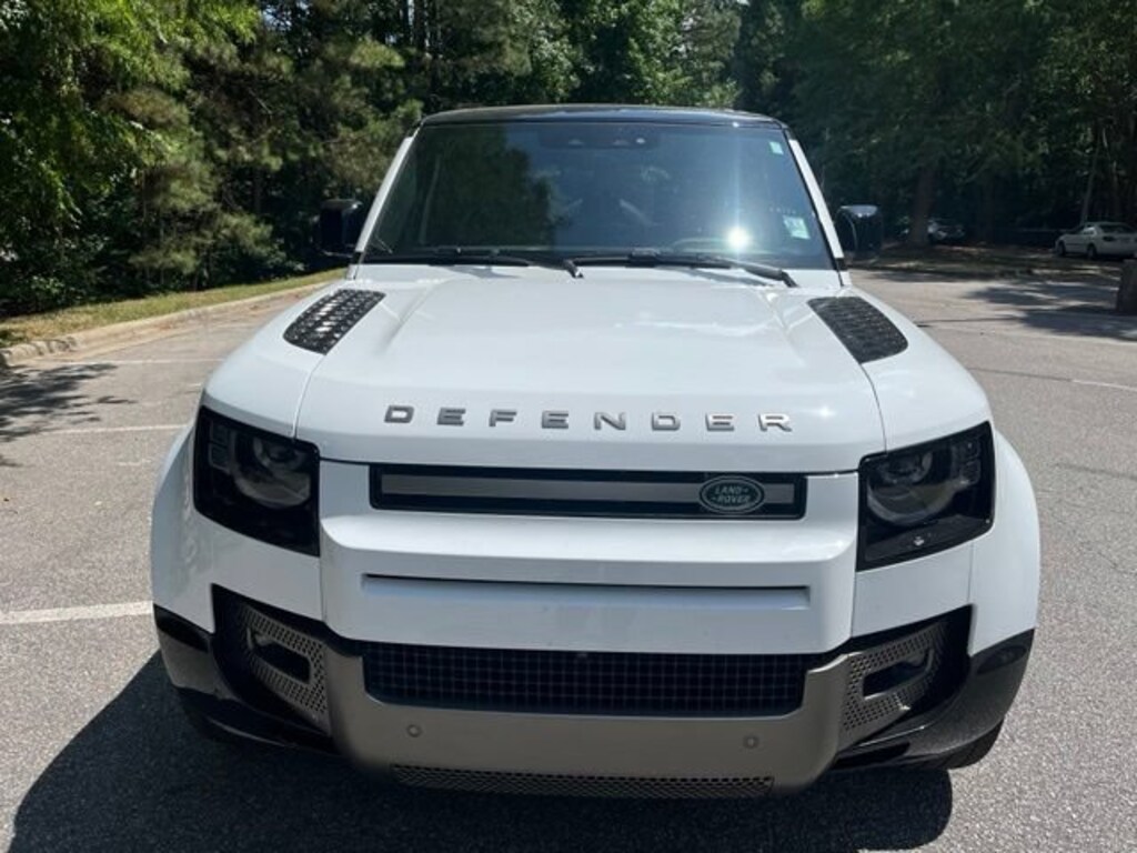 Used 2025 Land Rover Defender X-Dynamic SE SUV