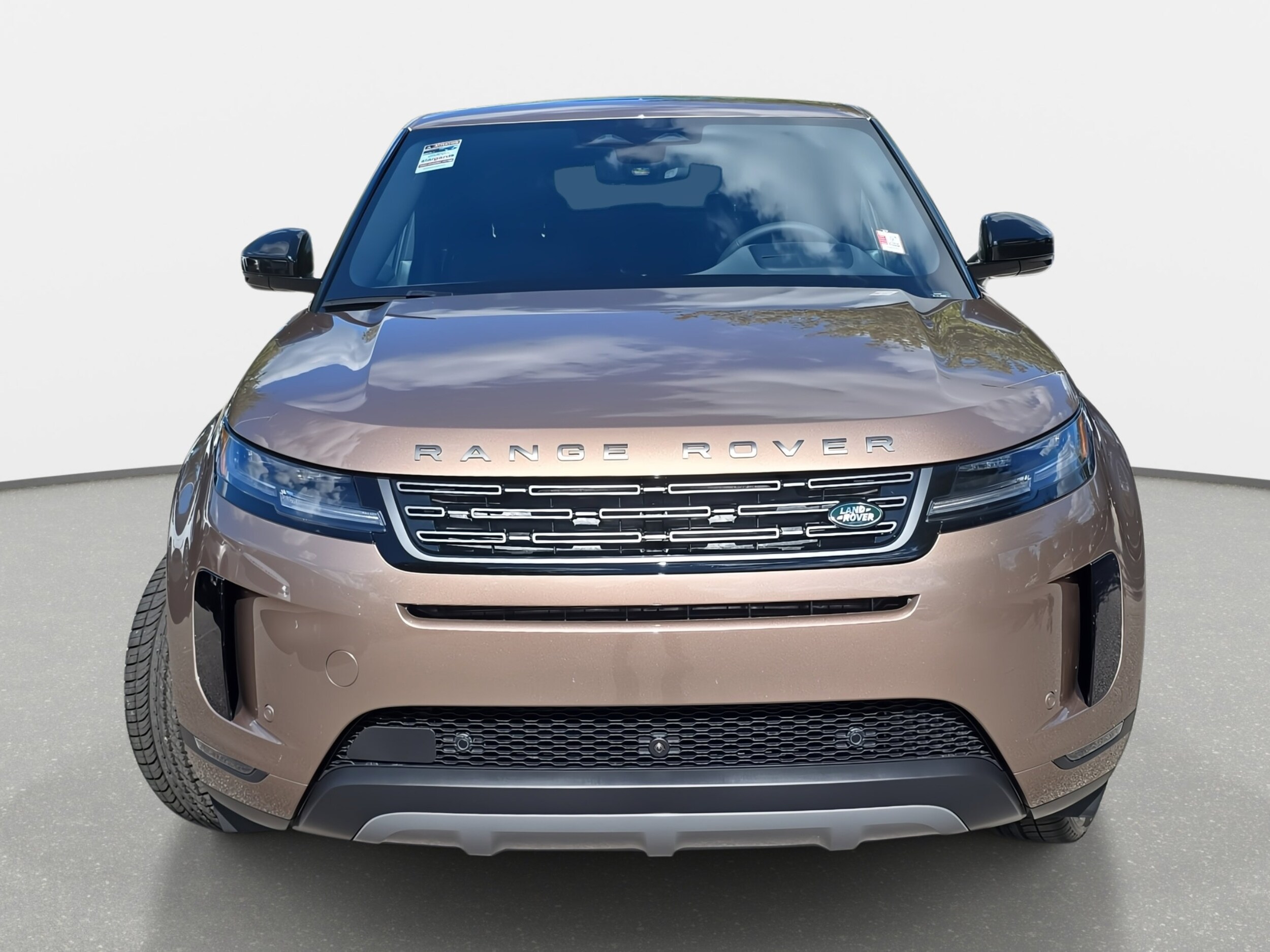 2026 Land Rover Range Rover Evoque S photo 2