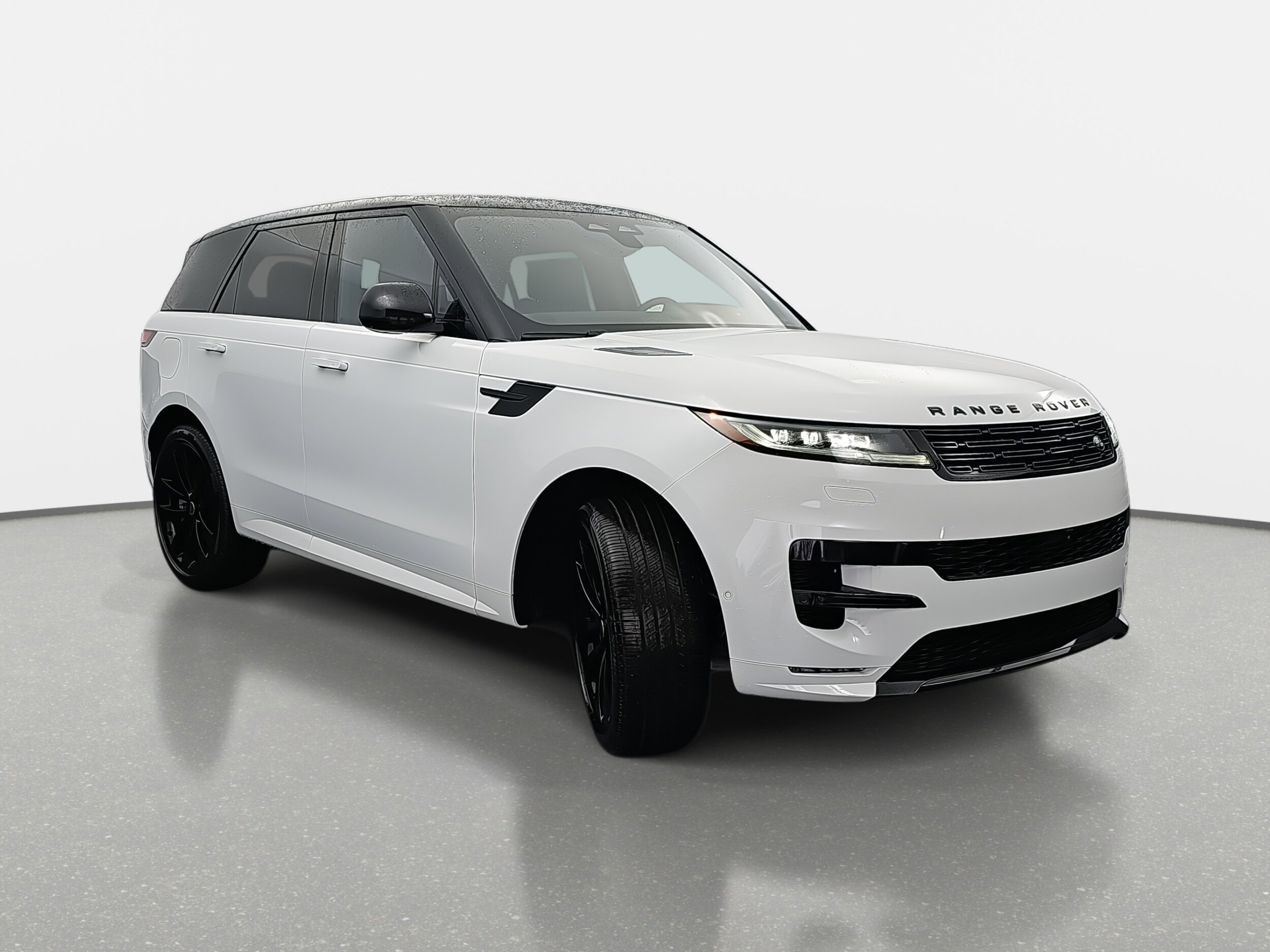 2025 Land Rover Range Rover Sport SE photo 3
