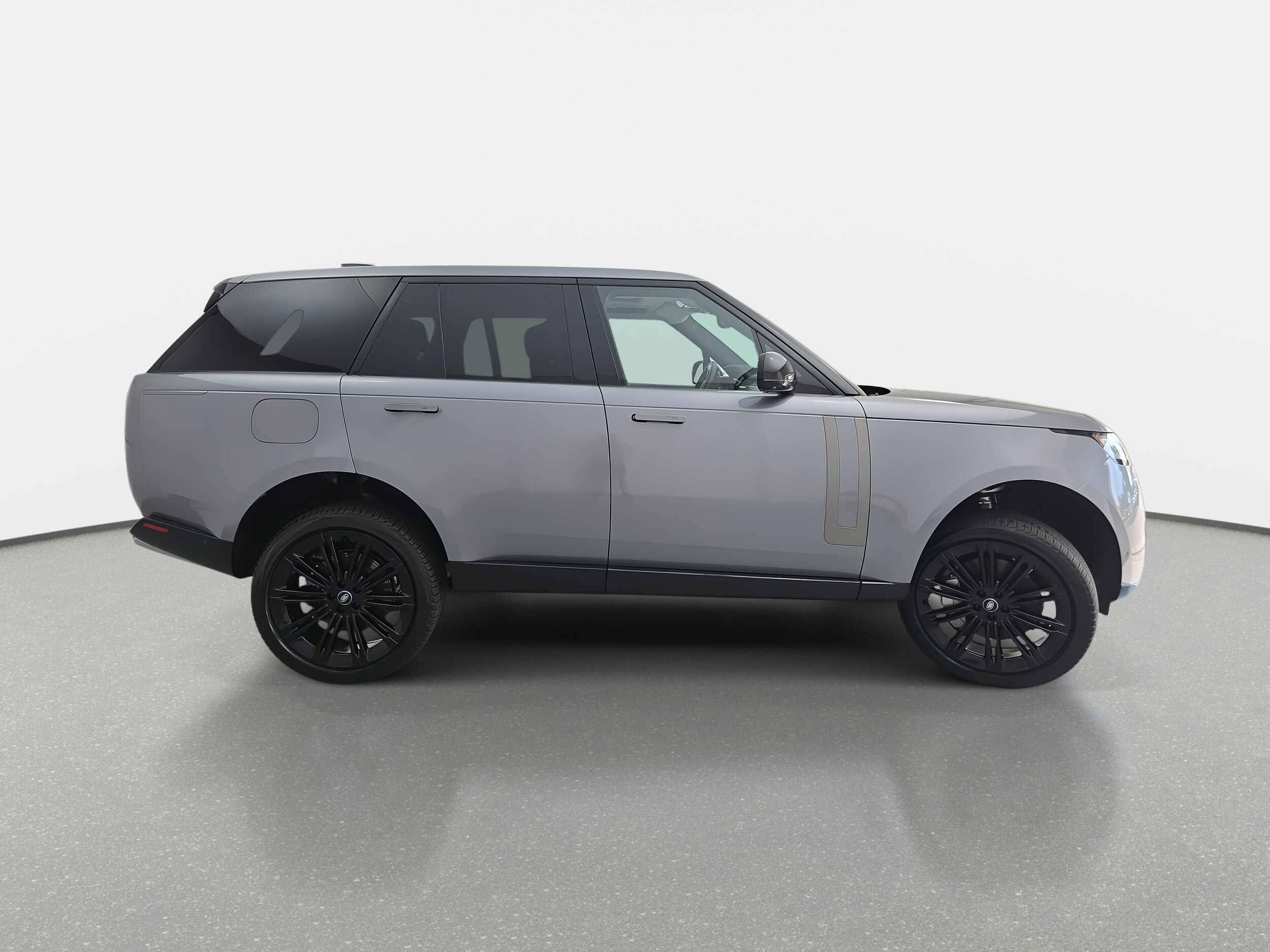 2024 Land Rover Range Rover SE photo 4