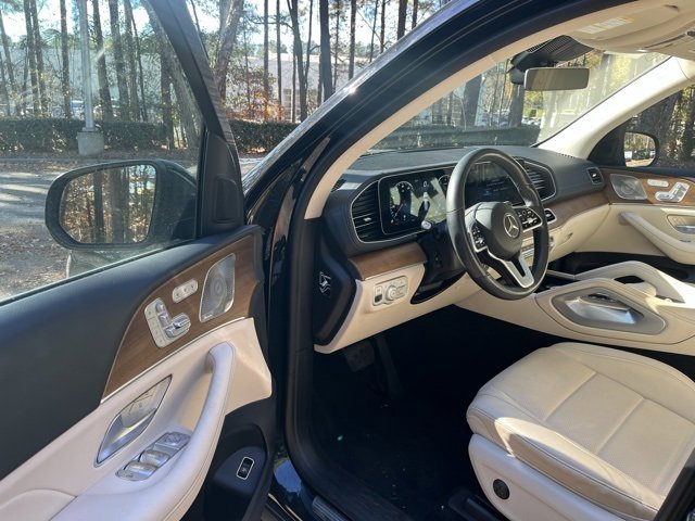 2022 Mercedes Benz GLS 450 4MATIC photo 3