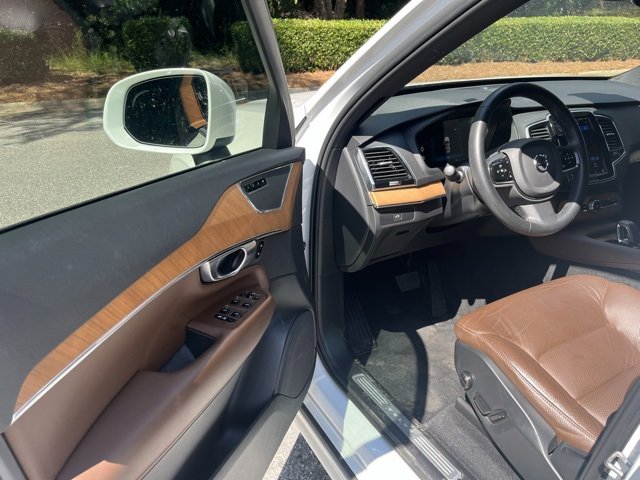 2024 Volvo XC90 Plus photo 4
