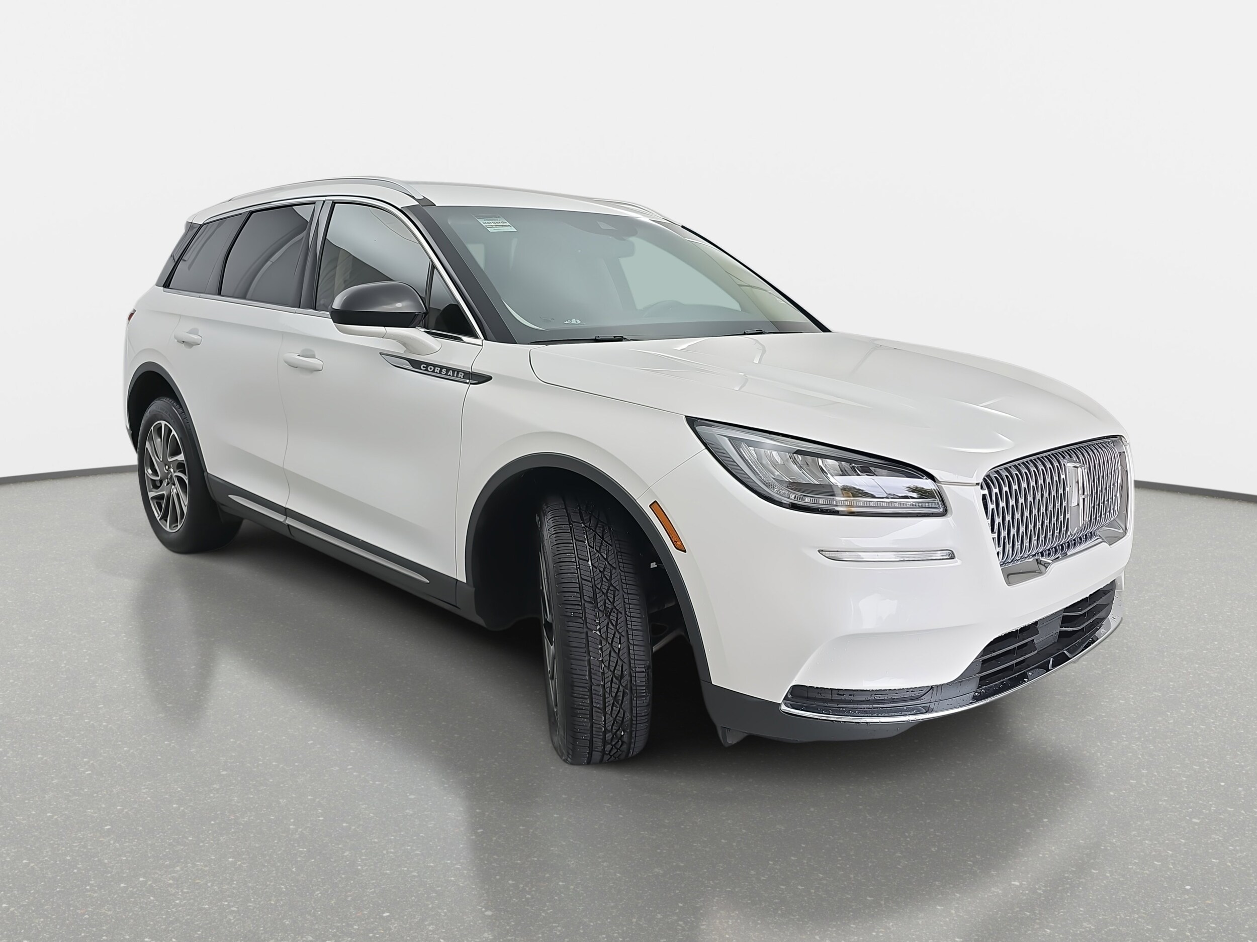 2020 Lincoln Corsair Standard photo 3