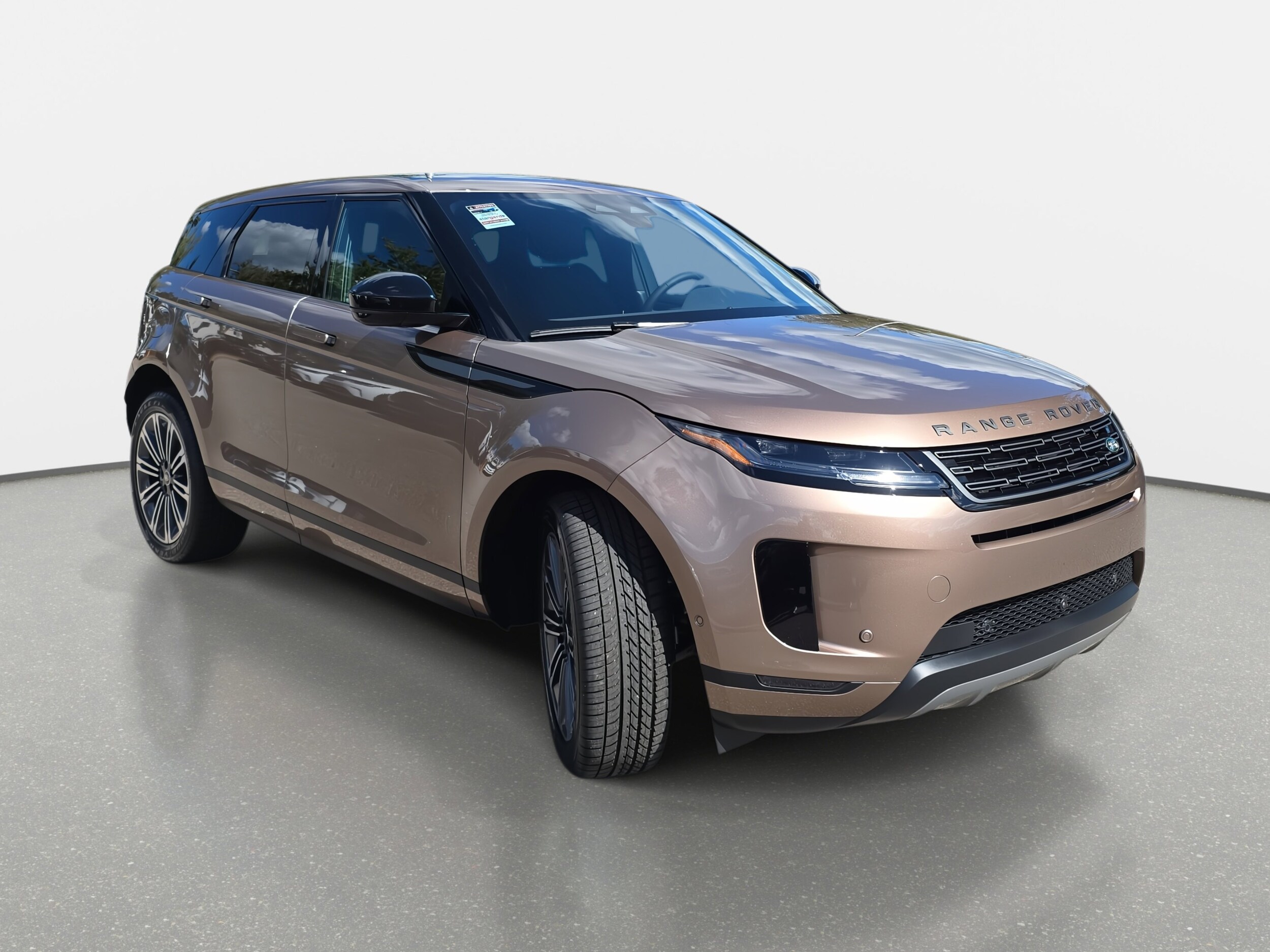 2026 Land Rover Range Rover Evoque S photo 3