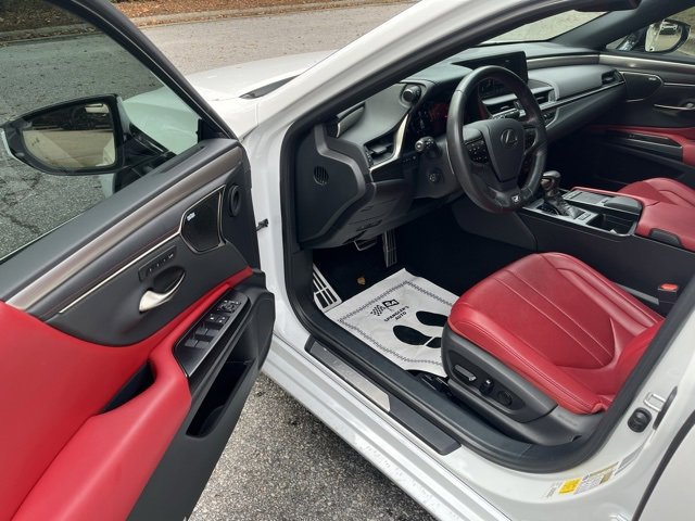 2020 Lexus ES 350 F SPORT photo 4