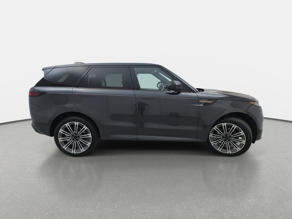 New 2026 Land Rover Range Rover Sport Dynamic SE SUV