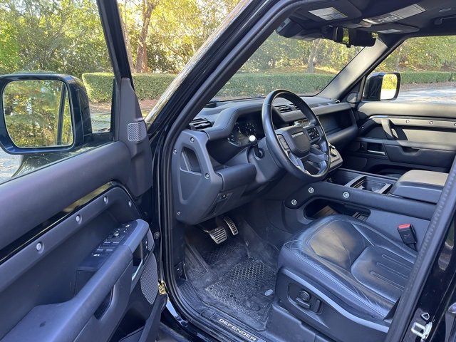 2021 Land Rover Defender 110 X photo 2