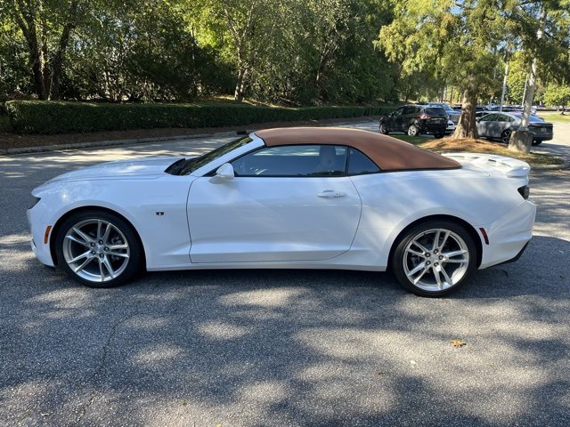 2021 Chevrolet Camaro 2LT photo 4