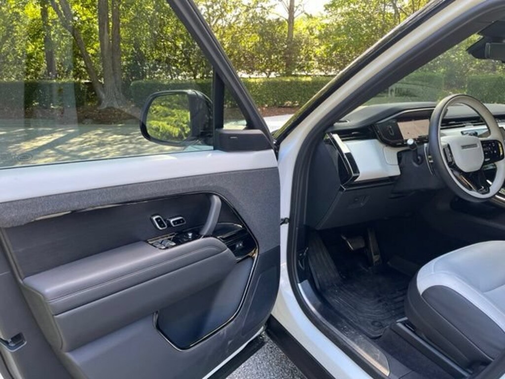 Used 2024 Land Rover Range Rover Sport Dynamic SE SUV