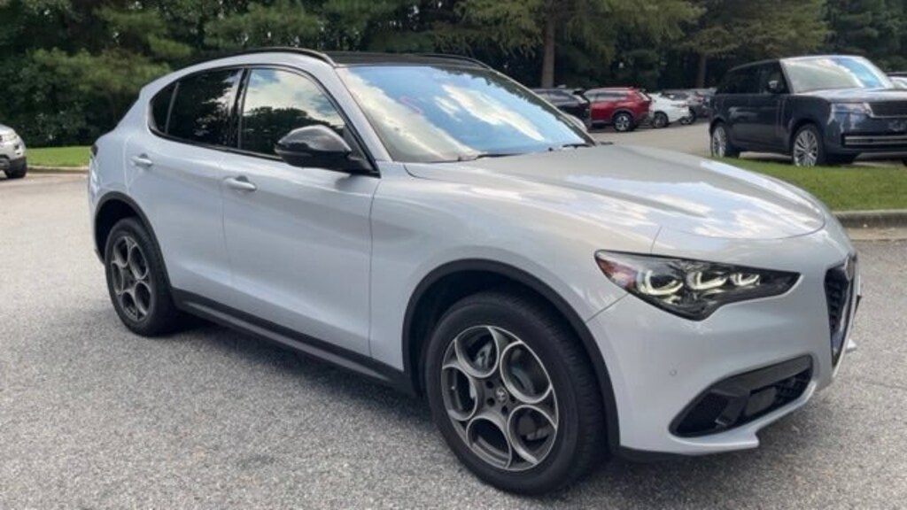 Used 2025 Alfa Romeo Stelvio SUV