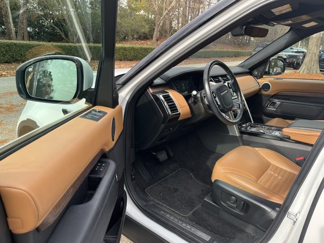 2019 Land Rover Discovery HSE Luxury photo 4