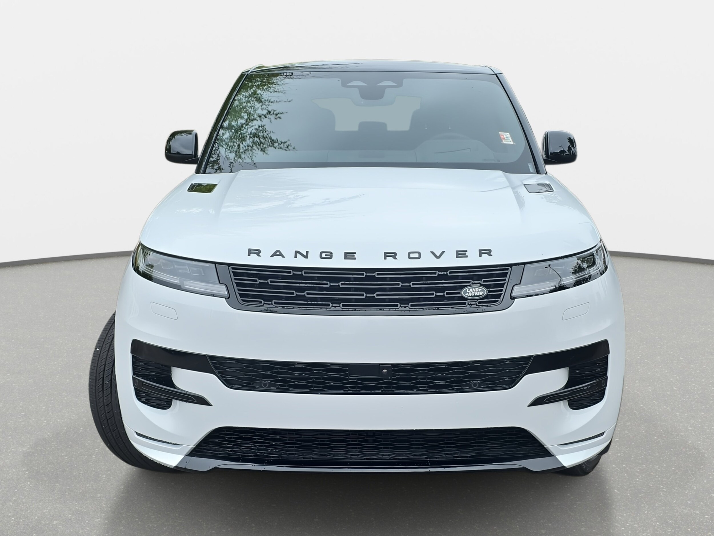 2025 Land Rover Range Rover Sport SE photo 2