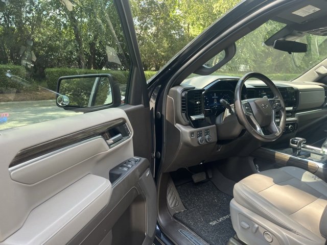 2022 Chevrolet Silverado 1500 RST photo 4